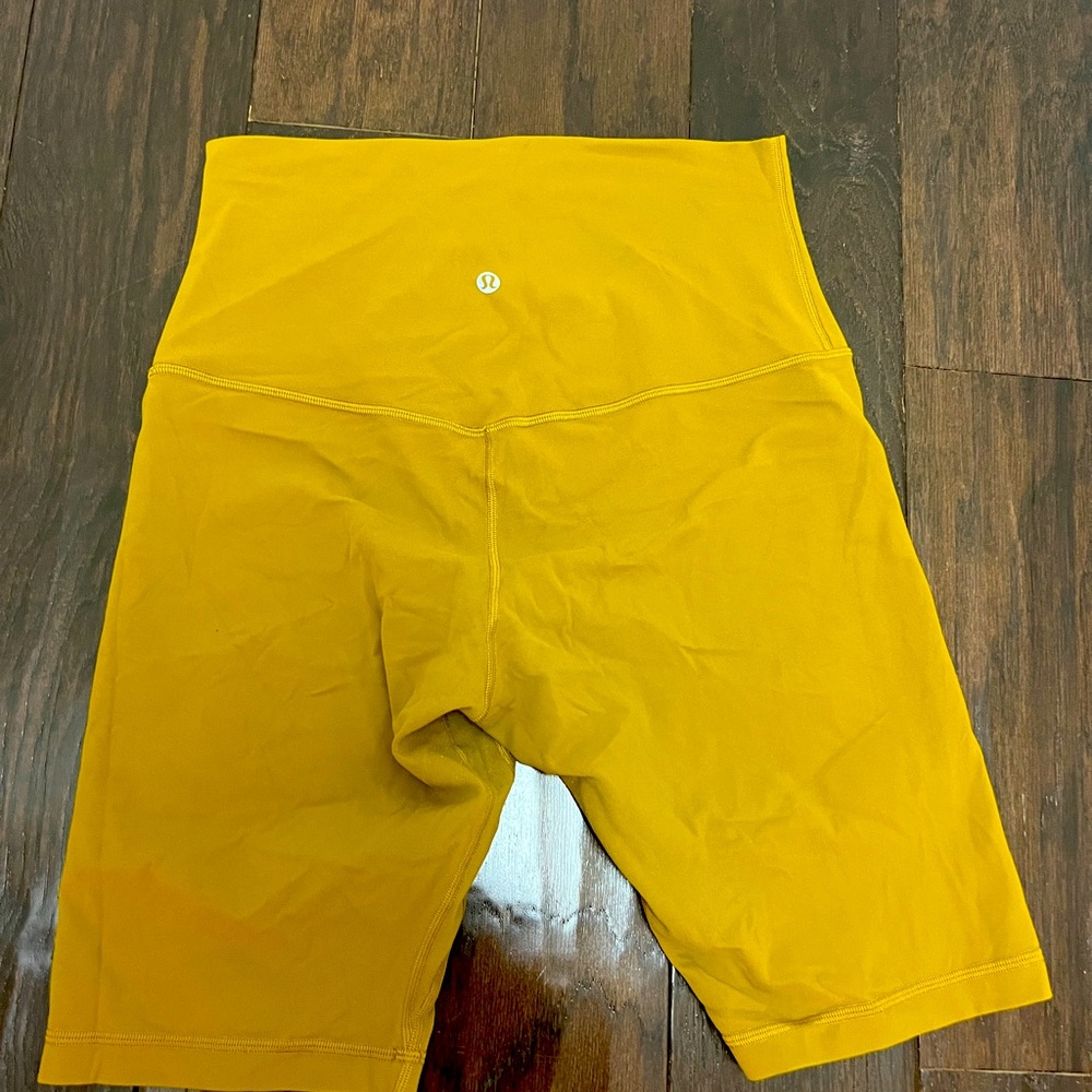 lululemon Align™ Super-High-Rise Short 10"